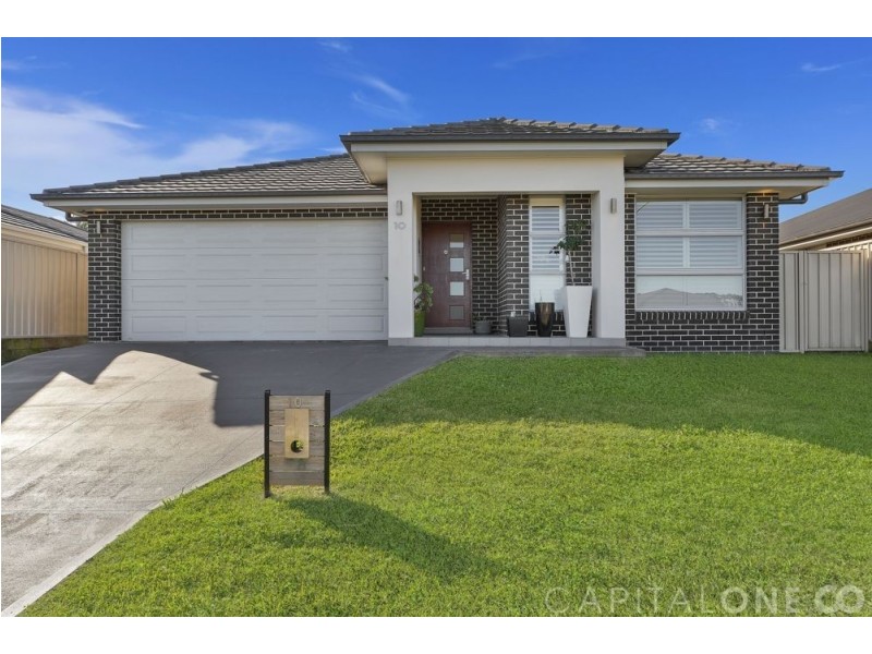 10 Mogo Close, Blue Haven NSW 2262