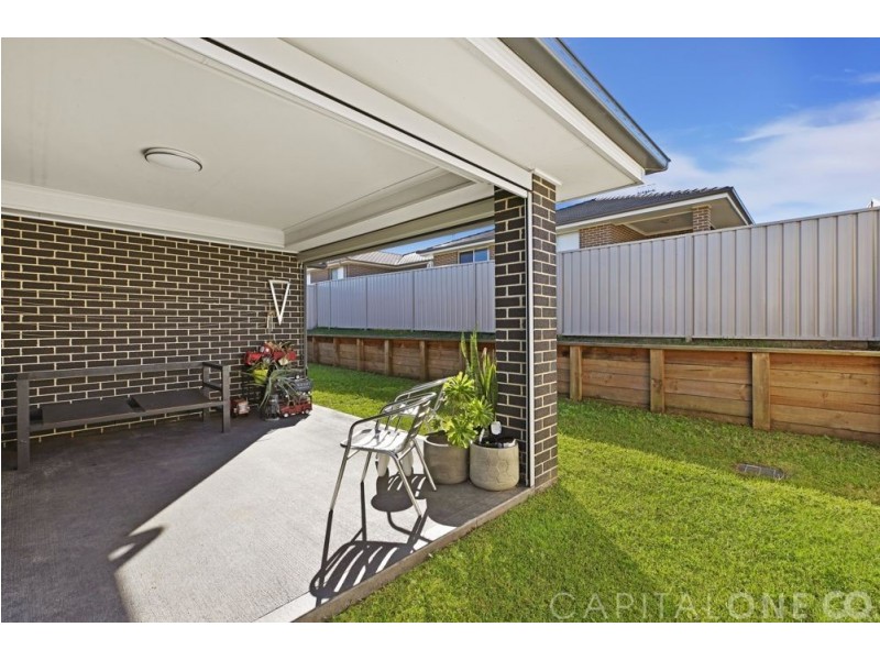 10 Mogo Close, Blue Haven NSW 2262