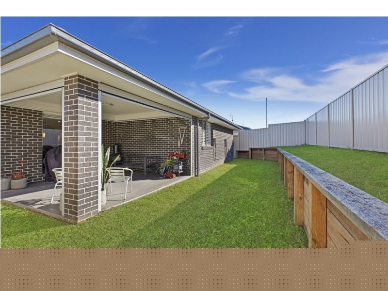 10 Mogo Close, Blue Haven NSW 2262