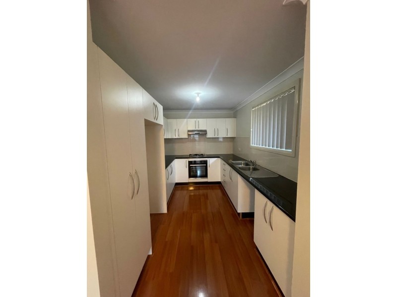 8 Zelman Close, Watanobbi NSW 2259