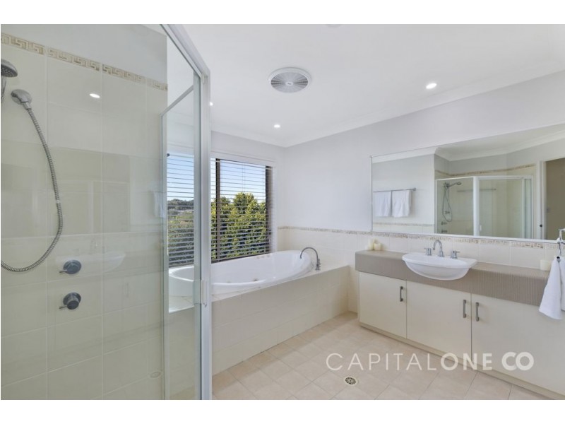 8 Coral Gum Rd, Hamlyn Terrace NSW 2259