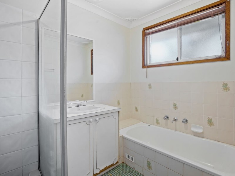 83 Casey Drive, Watanobbi NSW 2259