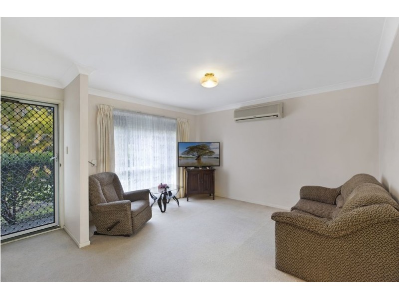 33 Moala Parade, Charmhaven NSW 2263