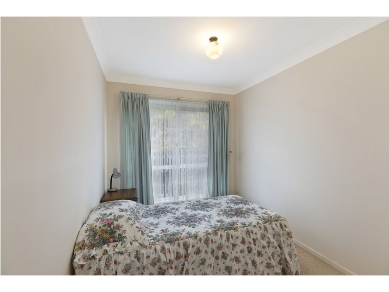 33 Moala Parade, Charmhaven NSW 2263