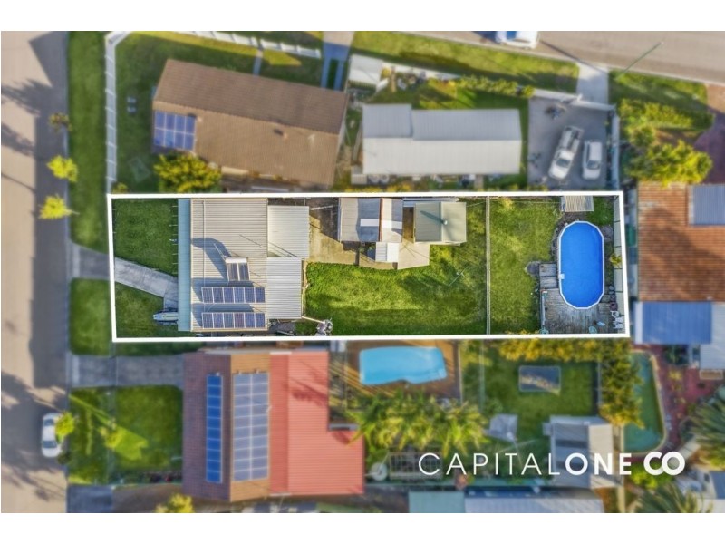 4 Clare Crescent, Berkeley Vale NSW 2261