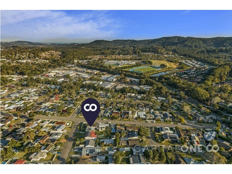 4 Clare Crescent, Berkeley Vale NSW 2261