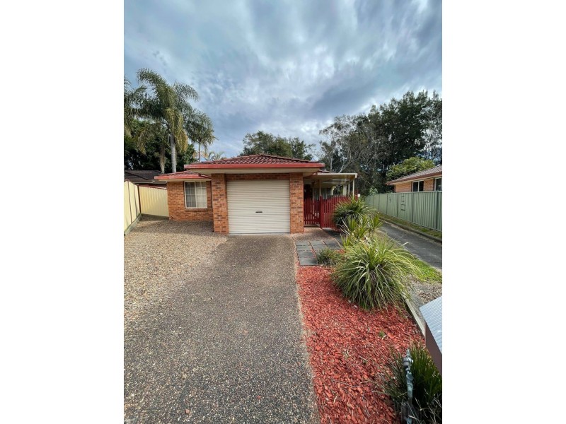 5 Talia Court, Blue Haven NSW 2262