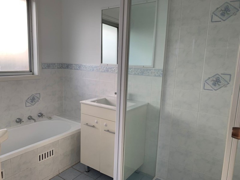 6 Esther Close, Gorokan NSW 2263