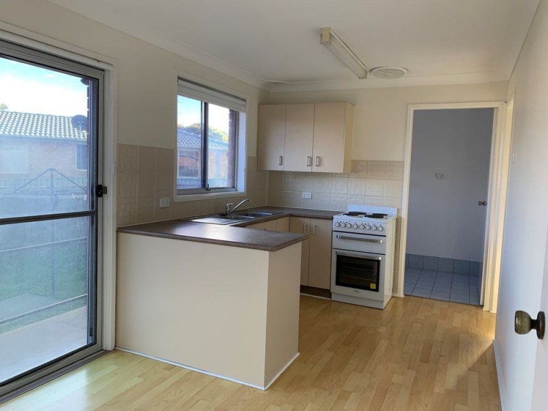 6 Esther Close, Gorokan NSW 2263