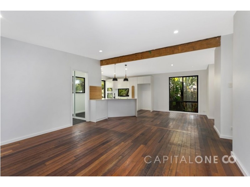 15 Patrick St, Bateau Bay NSW 2261