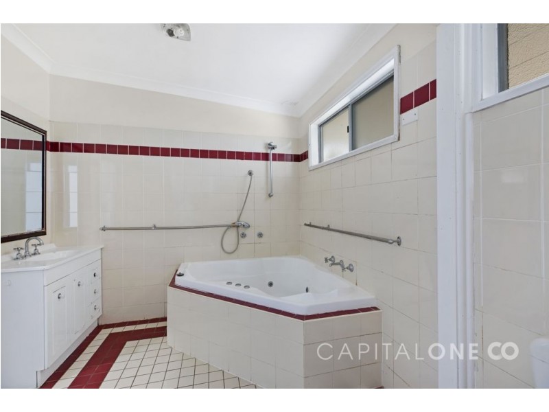 15 Patrick St, Bateau Bay NSW 2261