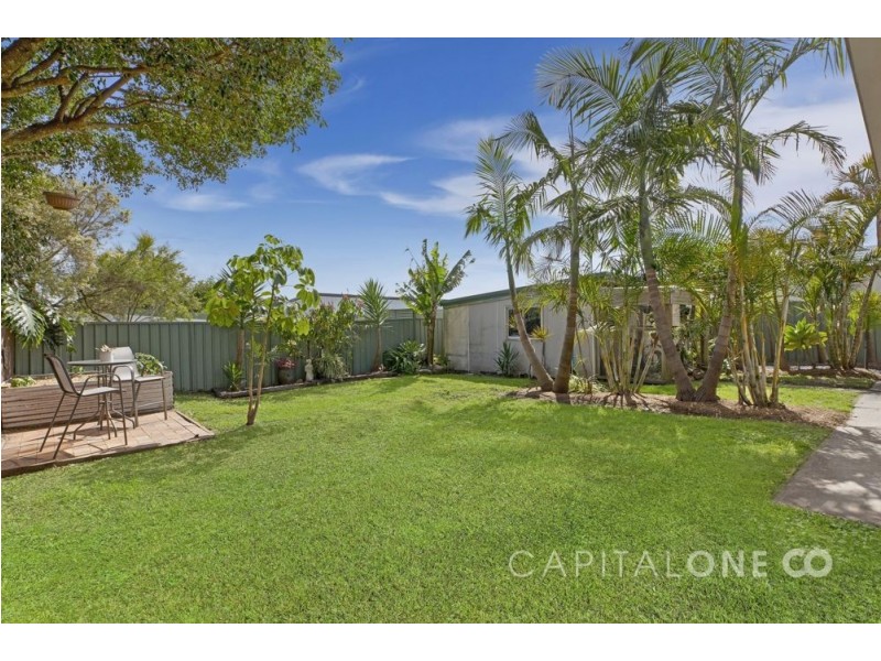 15 Patrick St, Bateau Bay NSW 2261