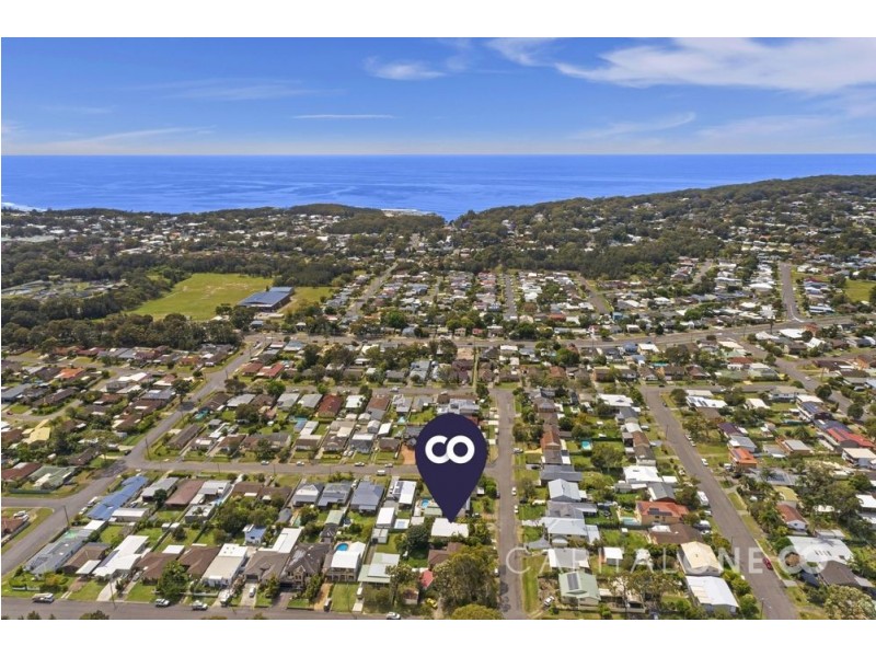 15 Patrick St, Bateau Bay NSW 2261