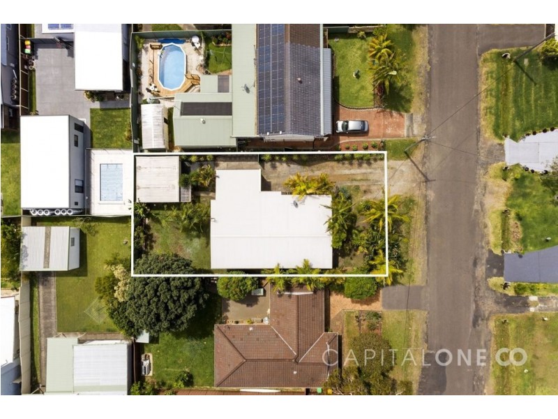 15 Patrick St, Bateau Bay NSW 2261