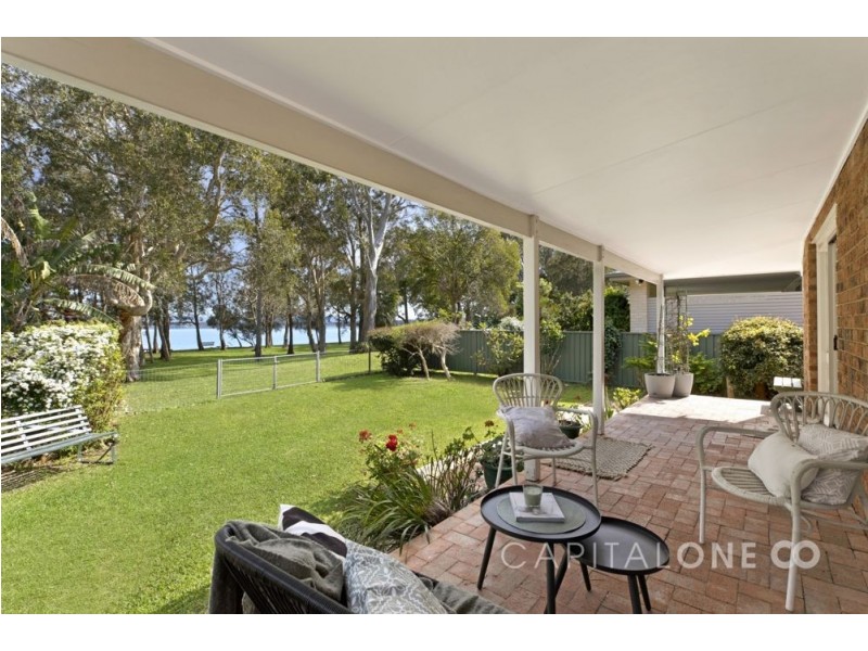 6 Sunset Parade, Chain Valley Bay NSW 2259