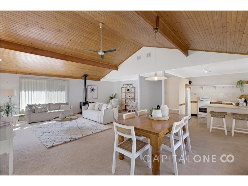 6 Sunset Parade, Chain Valley Bay NSW 2259