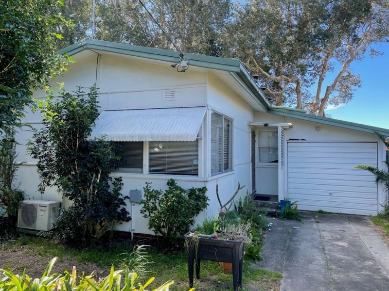 14a Warrigal Street, The Entrance NSW 2261