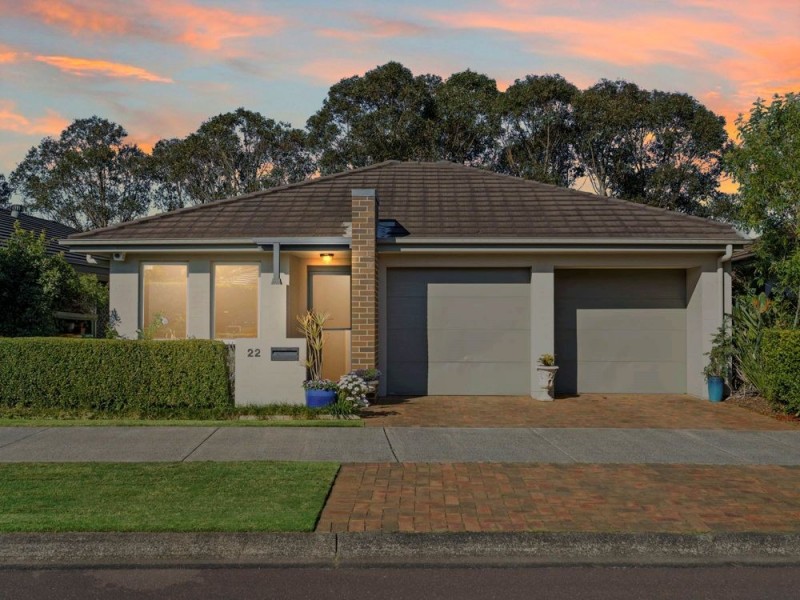 22 Emerald Waters Ave, Wyong NSW 2259