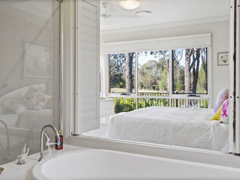 22 Emerald Waters Ave, Wyong NSW 2259