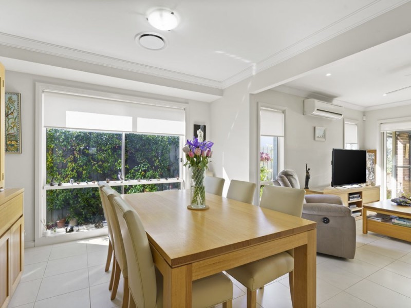 22 Emerald Waters Ave, Wyong NSW 2259