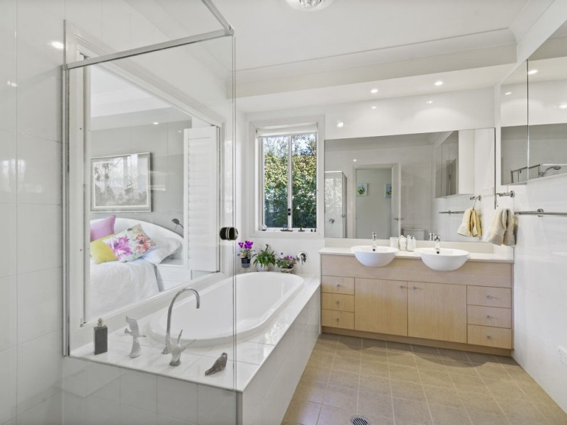 22 Emerald Waters Ave, Wyong NSW 2259