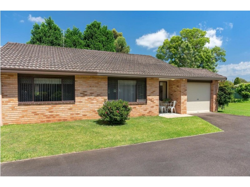 4/68 Panonia Road, Wyong NSW 2259