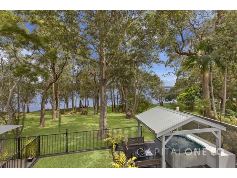 64 Teragalin Drive, Chain Valley Bay NSW 2259