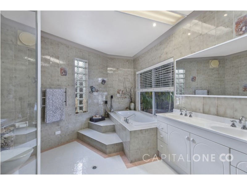 182 Tuggerawong Road, Tuggerawong NSW 2259