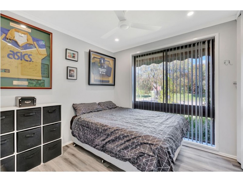 2 Kitty Place, Watanobbi NSW 2259