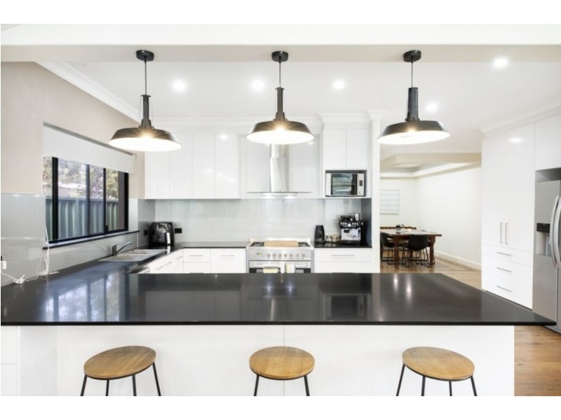 17 Trevally Avenue, Chain Valley Bay NSW 2259