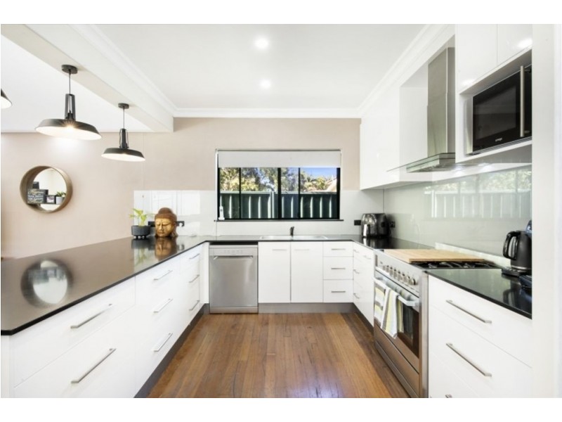 17 Trevally Avenue, Chain Valley Bay NSW 2259