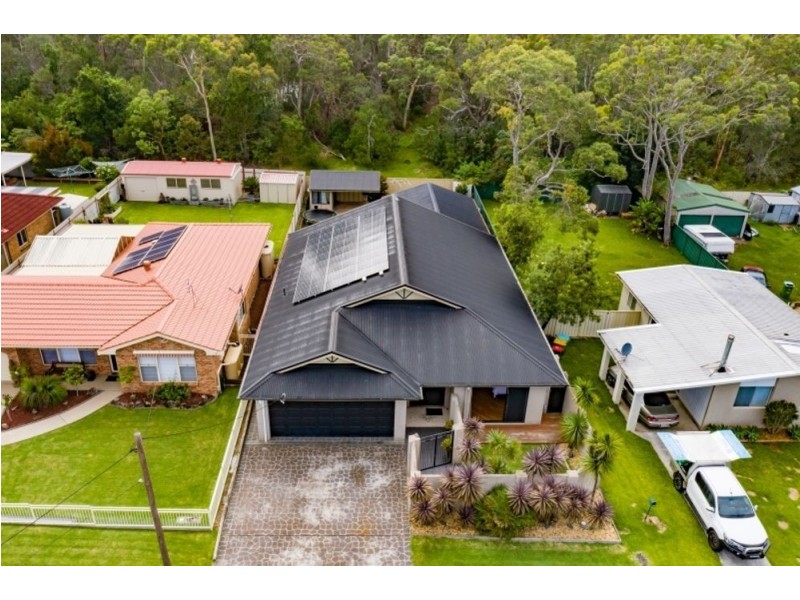 17 Trevally Avenue, Chain Valley Bay NSW 2259