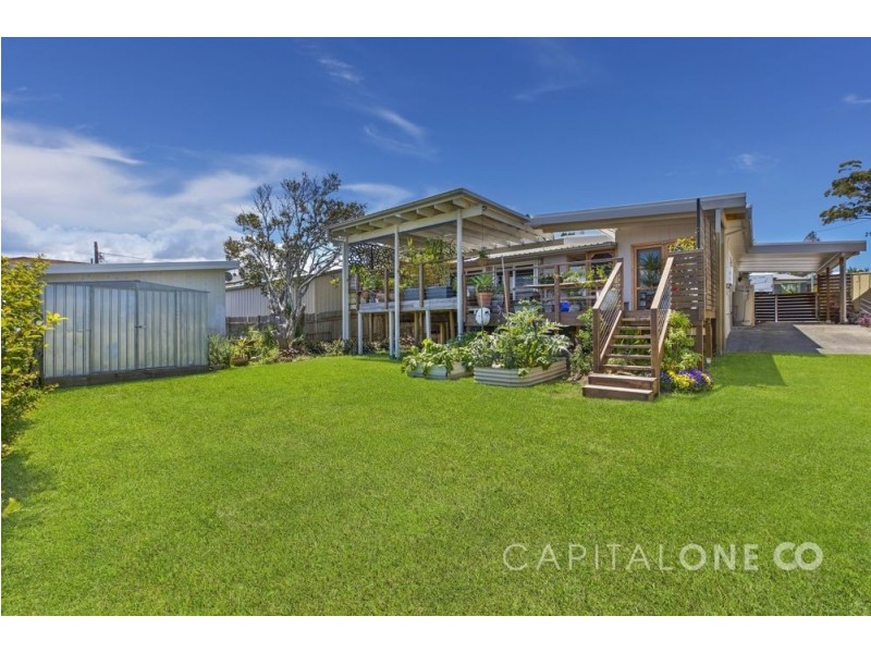 42 Gordon Avenue, Summerland Point NSW 2259