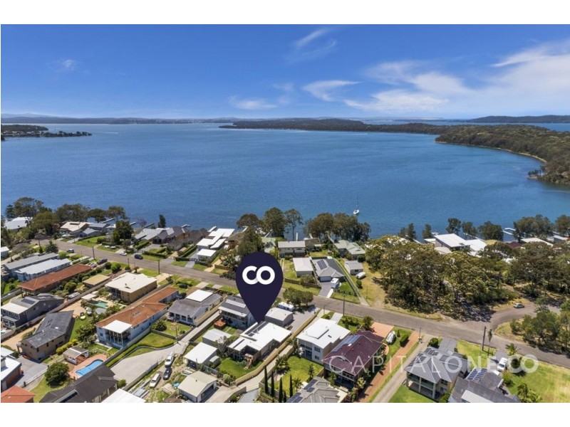 42 Gordon Avenue, Summerland Point NSW 2259