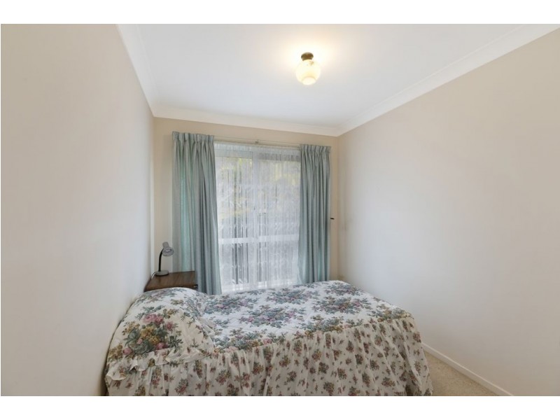 33 Moala Parade, Charmhaven NSW 2263