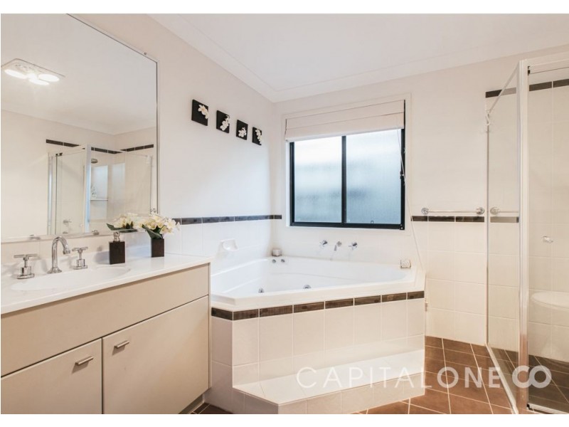 7 Windward Crescent, Gwandalan NSW 2259