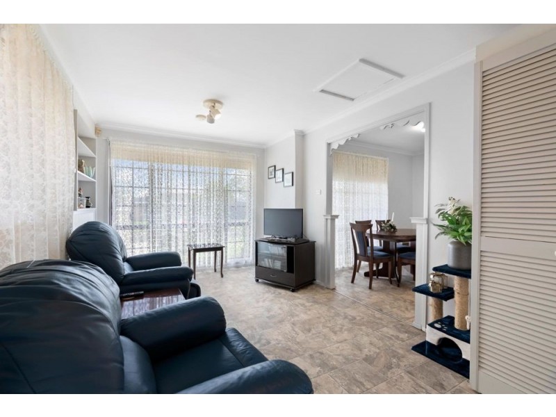 24 Fishburn Crescent, Watanobbi NSW 2259