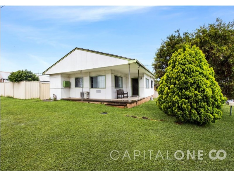 38 Manuka Parade, Gorokan NSW 2263