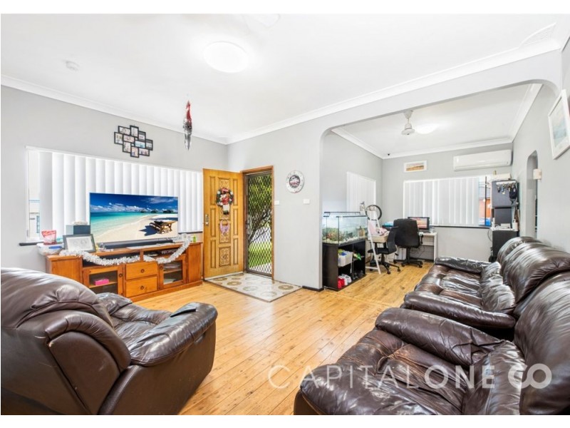 38 Manuka Parade, Gorokan NSW 2263