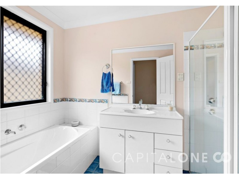 20 Begonia Place, Woongarrah NSW 2259