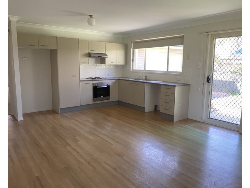 2 Lawson Street, Norah Head NSW 2263