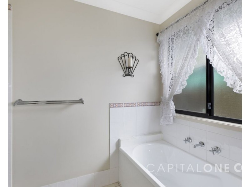 10 Imlay Street, Woongarrah NSW 2259