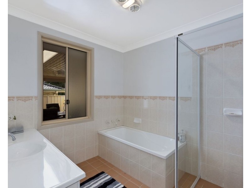 12 Bancroft Close, Blue Haven NSW 2262