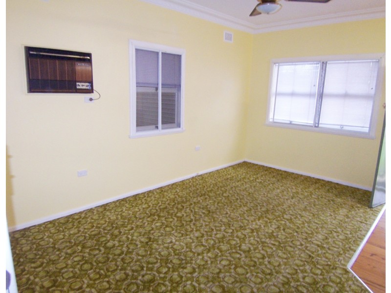22 Maxwell Avenue, Gorokan NSW 2263