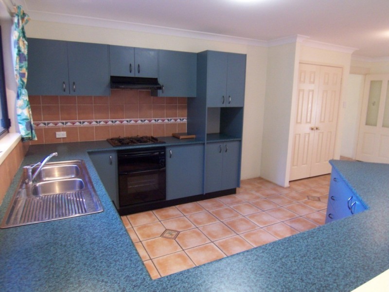 4 Tuross Close, Lake Haven NSW 2263