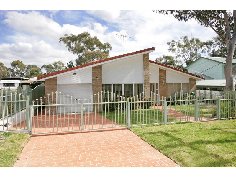 39 Dale Ave, Chain Valley Bay NSW 2259
