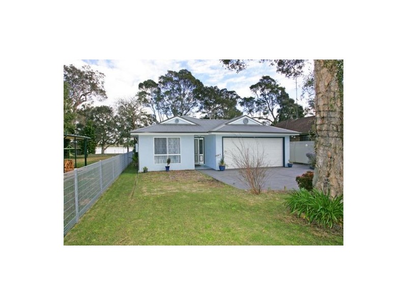 14 Sunset Pde, Chain Valley Bay NSW 2259