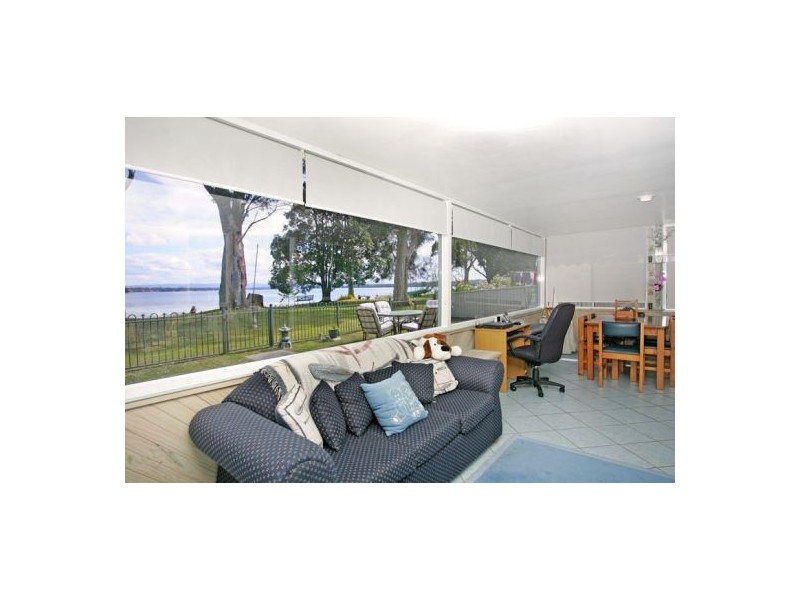 14 Sunset Pde, Chain Valley Bay NSW 2259