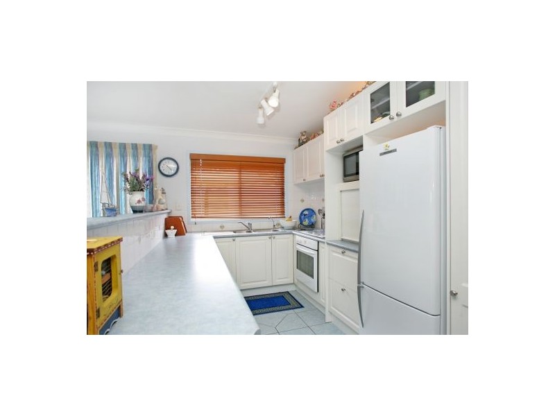 14 Sunset Pde, Chain Valley Bay NSW 2259