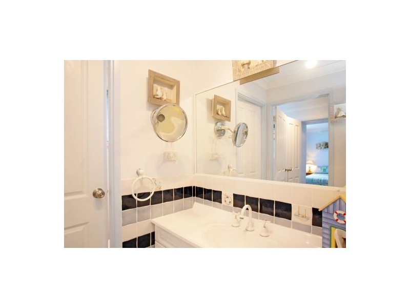14 Sunset Pde, Chain Valley Bay NSW 2259